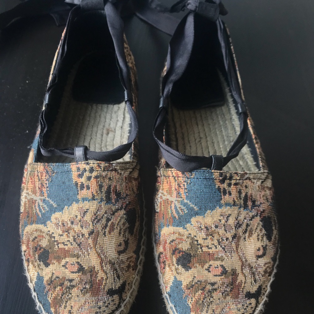 Saint Laurent Lion Espadrille - Picture 2 of 6